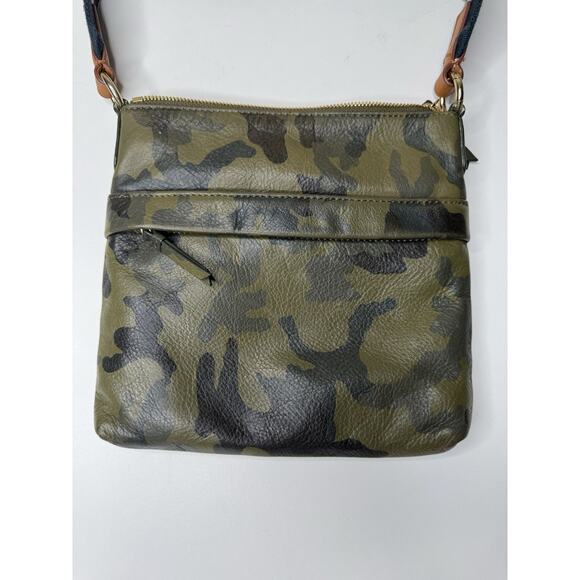Mark & Graham Camouflage Shoulder Bag - Picture 2 of 10